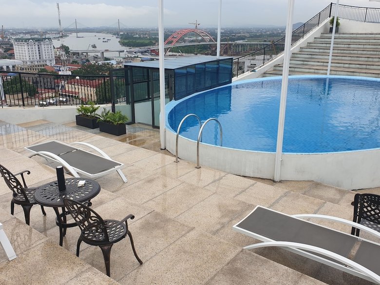 Imperial Boat Hotel