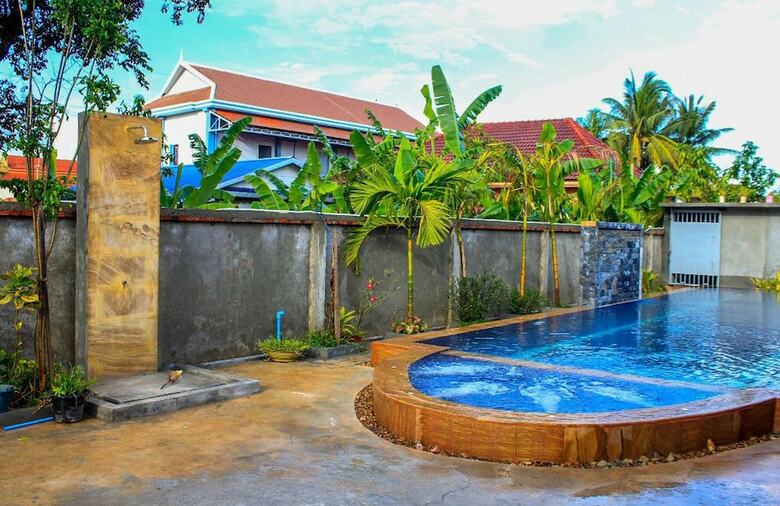 Hotel Villa Theara
