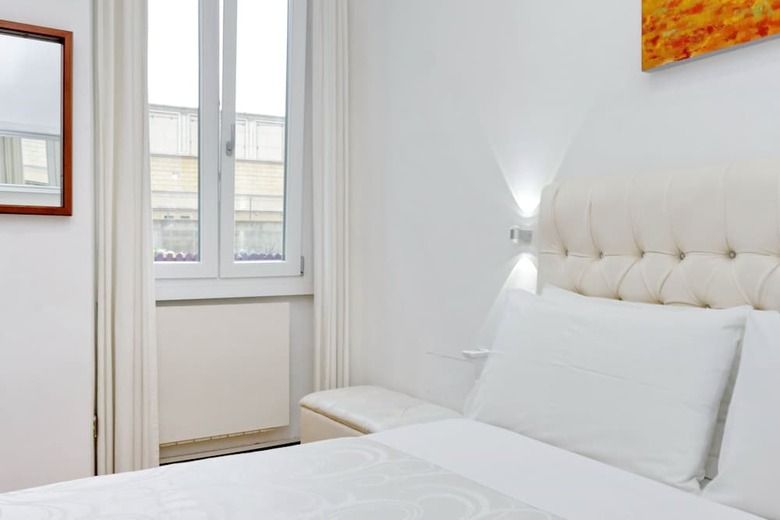 Chic Modern Apartment