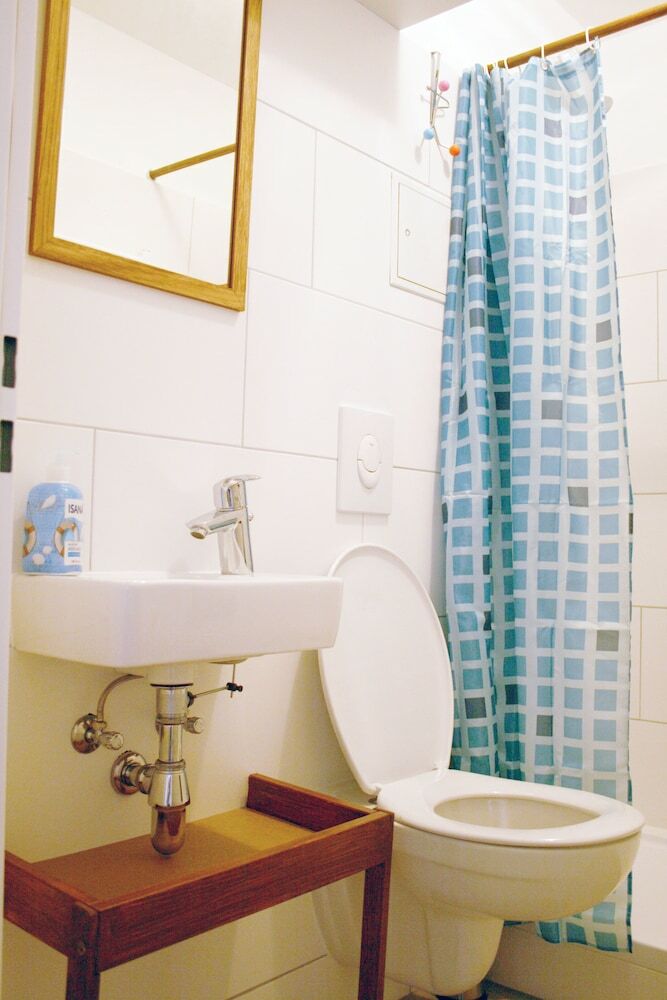 Hotel M I N I T E L