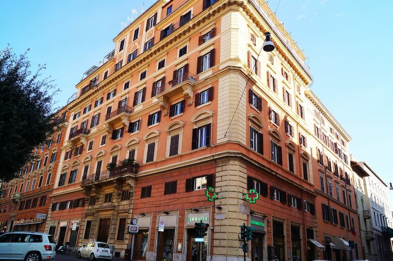Caterina Embassy Apartment