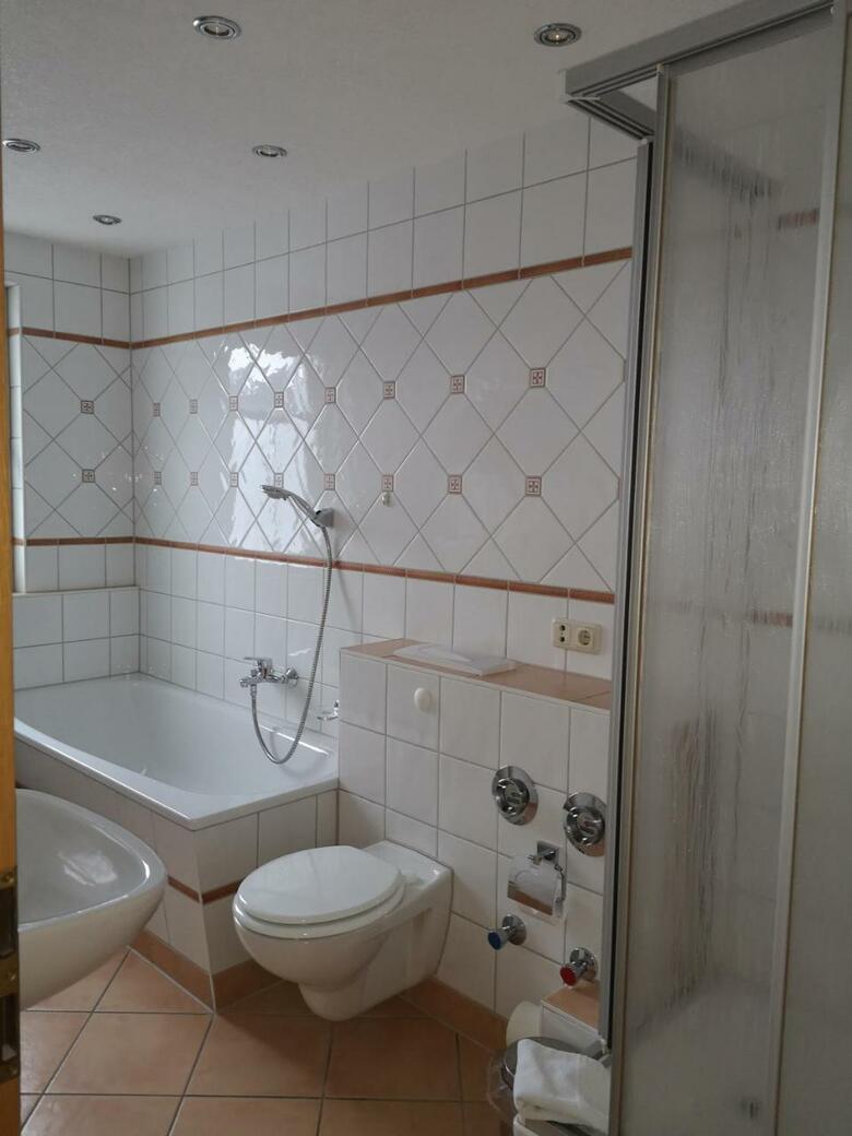 Hotel Sch�ne Aussicht