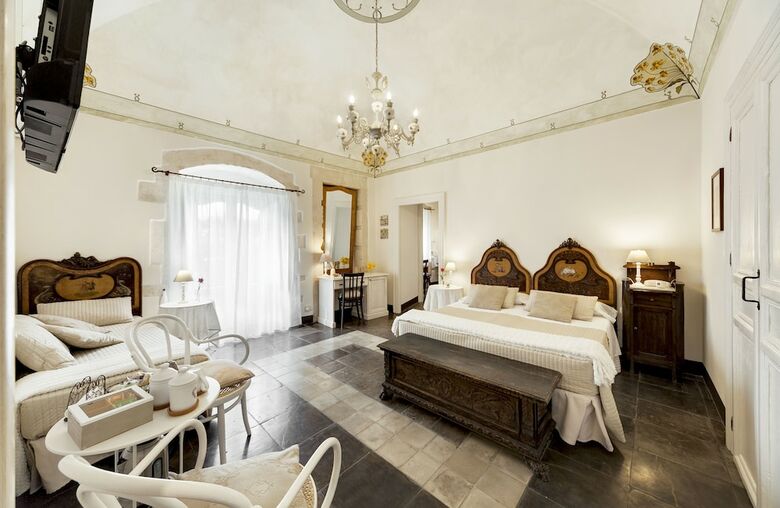 Hotel Sabbinirica