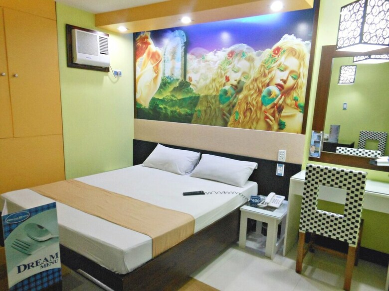 Hotel Dreamworld Las Pinas