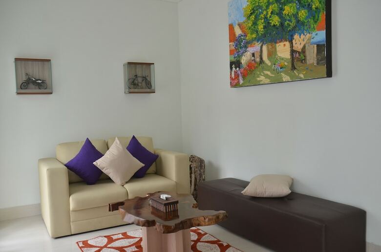 Cempaka 4 Villa Dago Private Pool