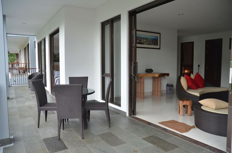 Cempaka 4 Villa Dago Private Pool