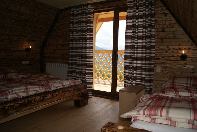 Hotel Rakhiv Plai