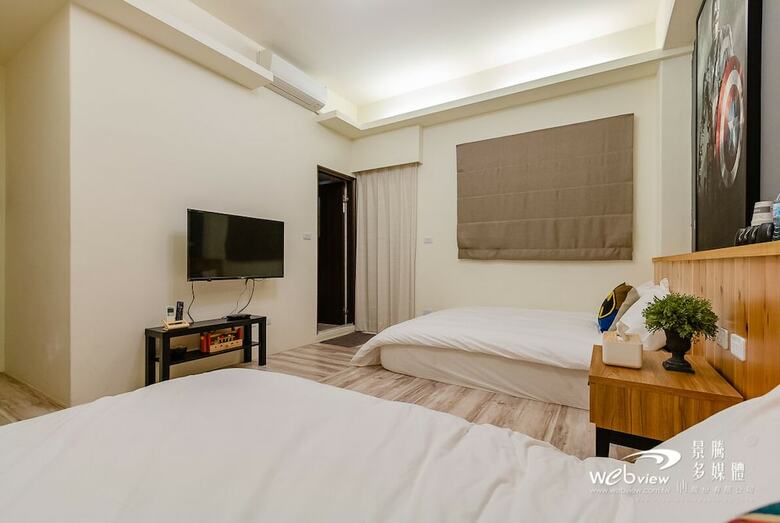 Hotel Black House