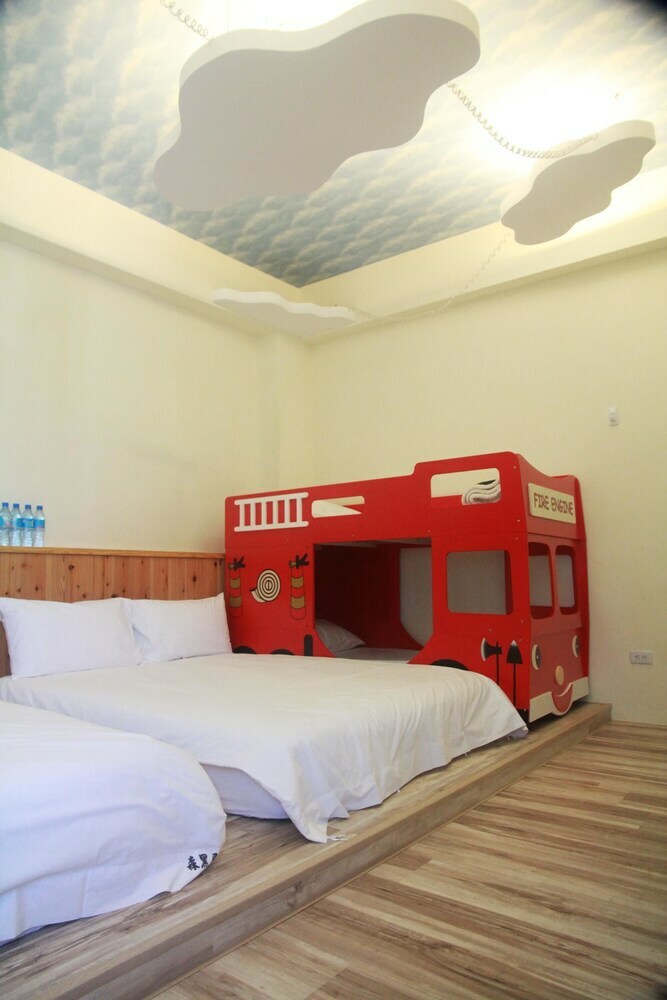 Hotel Black House