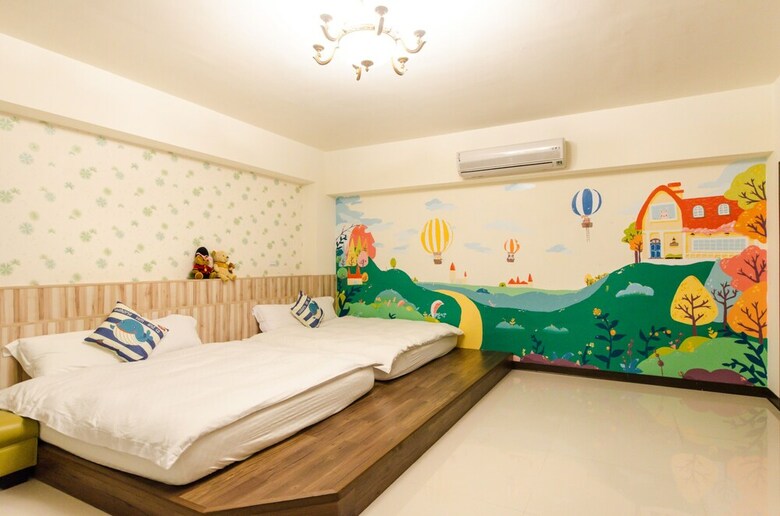 Hotel Pir2 House