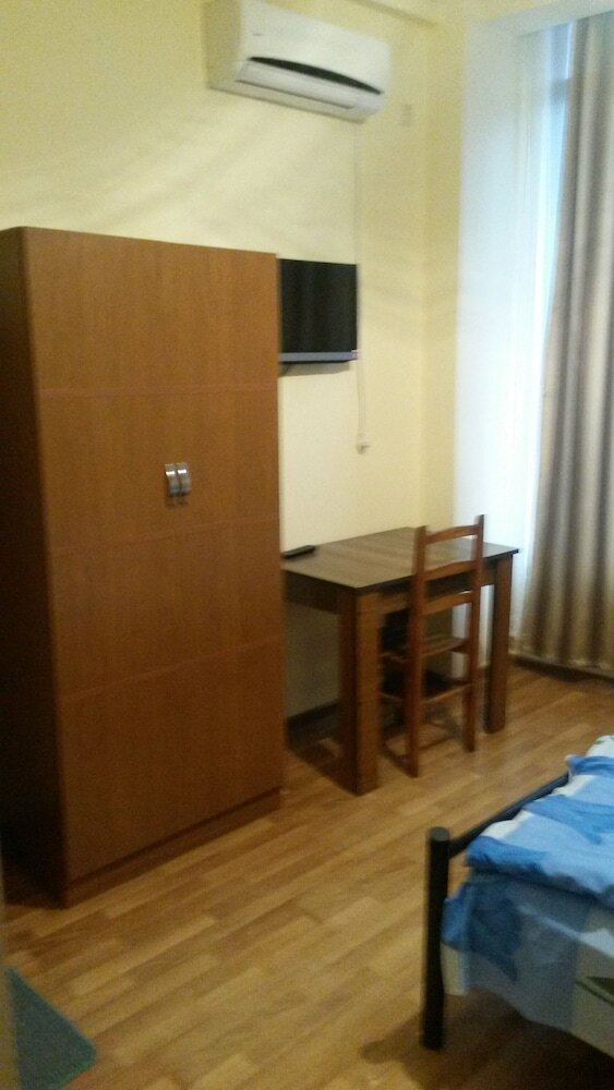 Hotel George Dom