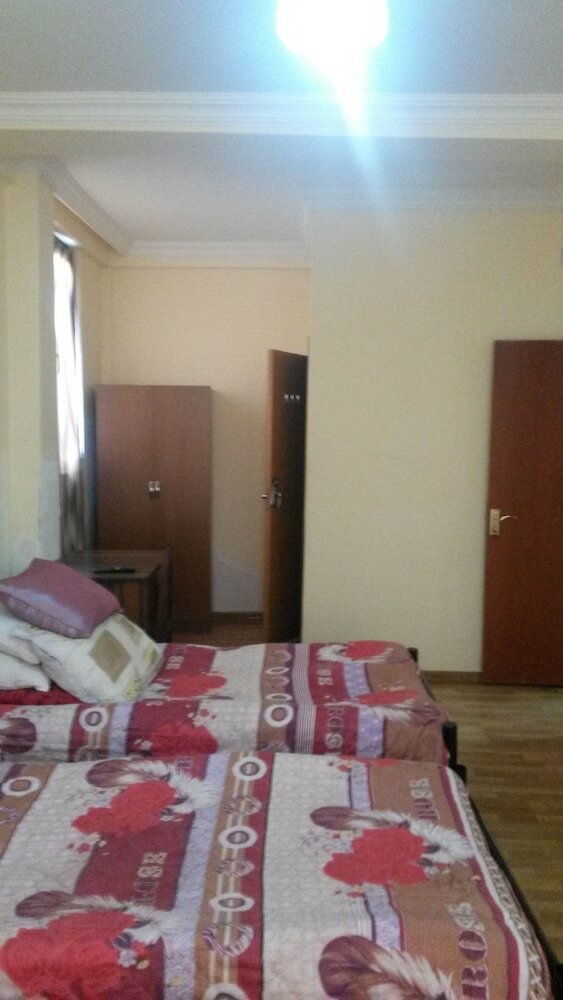 Hotel George Dom