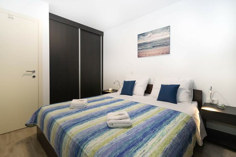 Amazing Apartments Near Center & Beaches