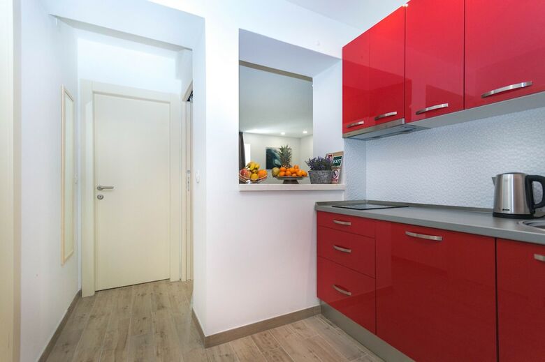 Amazing Apartments Near Center & Beaches