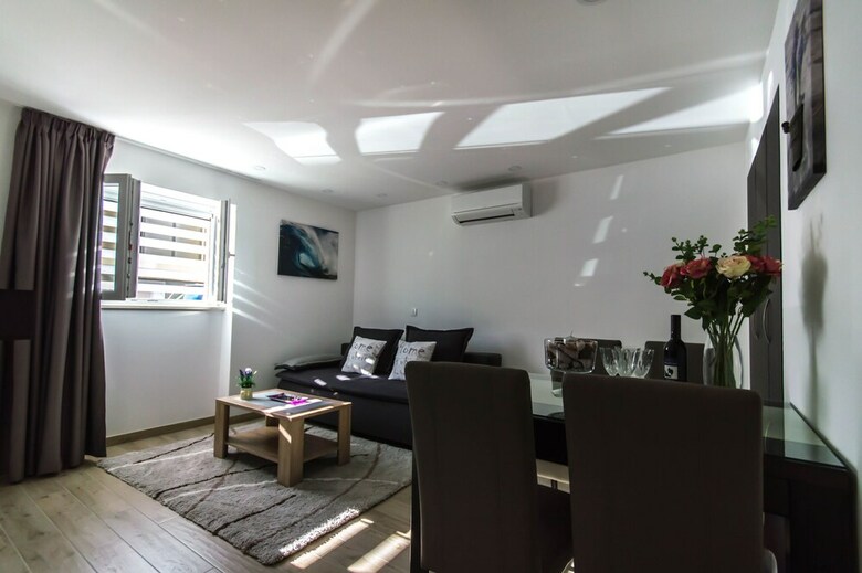 Amazing Apartments Near Center & Beaches