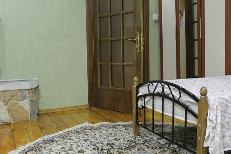 Hostal Sunny City
