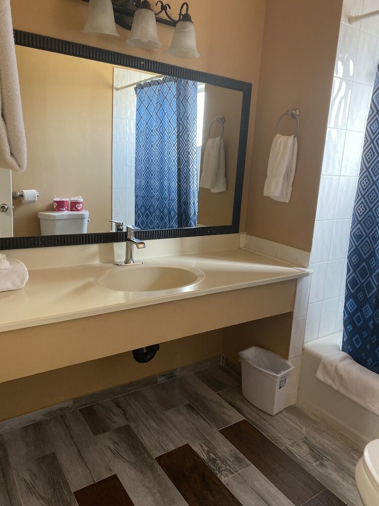 Orange Villa Park Motel