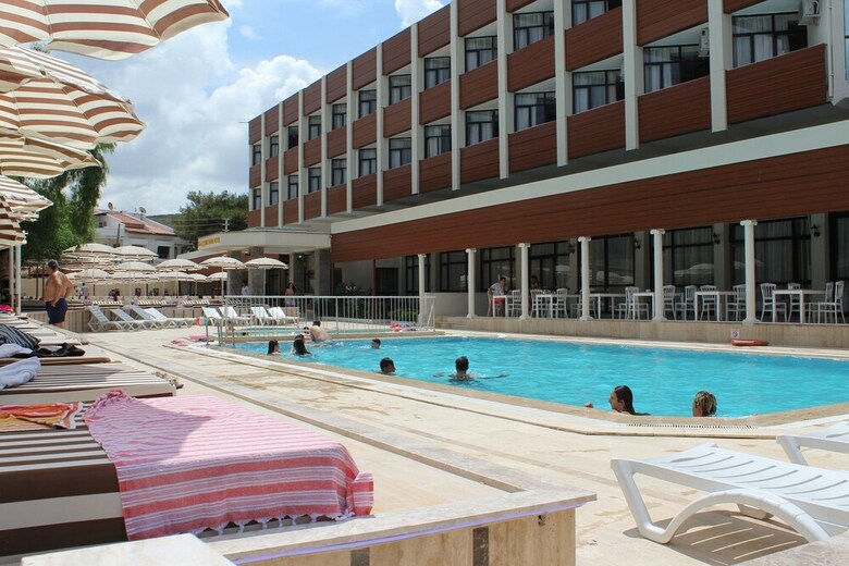 Wa Cesme Farm Hotel Beach Resort & Spa