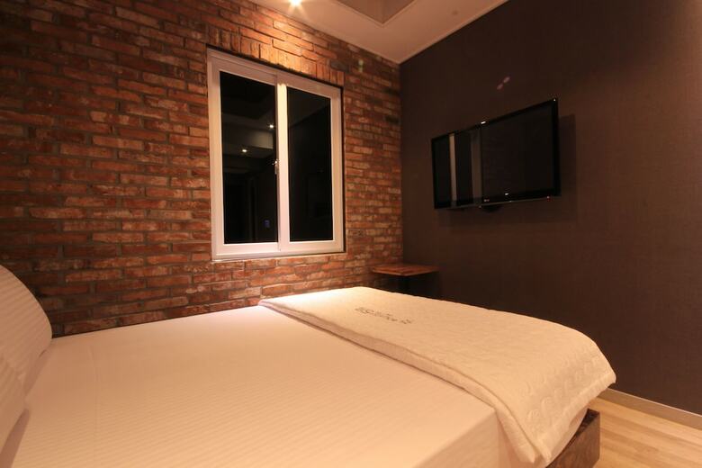 Boutique Hotel May