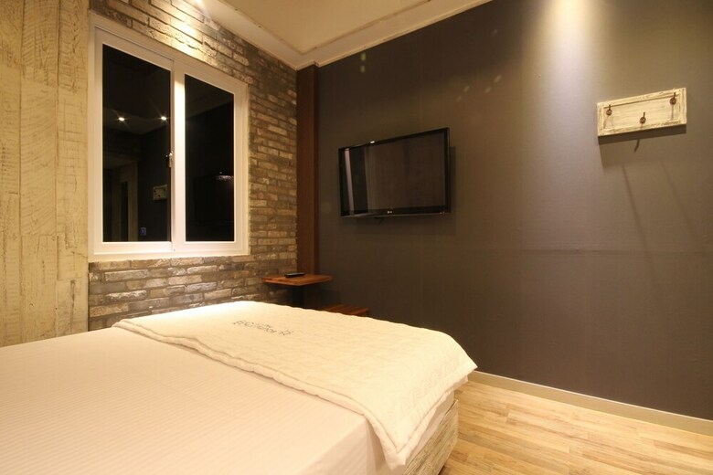 Boutique Hotel May