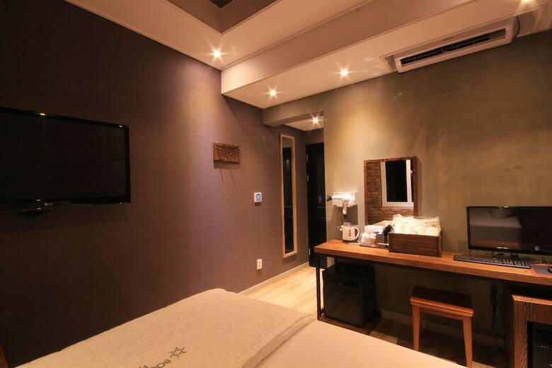 Boutique Hotel May