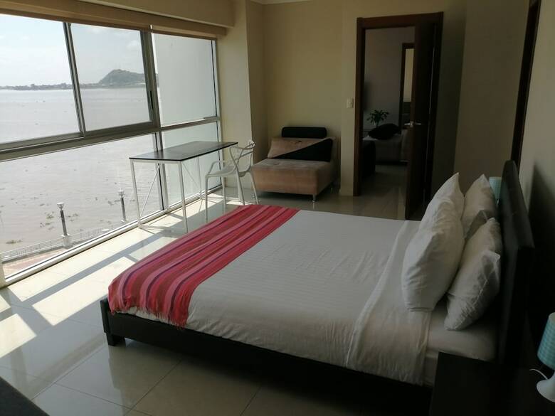 Apartamentos River View Suites Puerto Santa Ana Gye