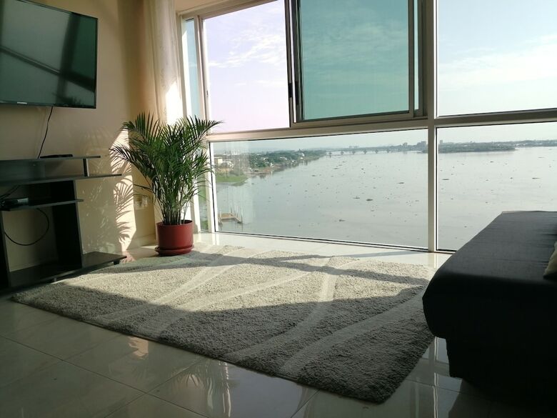Apartamentos River View Suites Puerto Santa Ana Gye