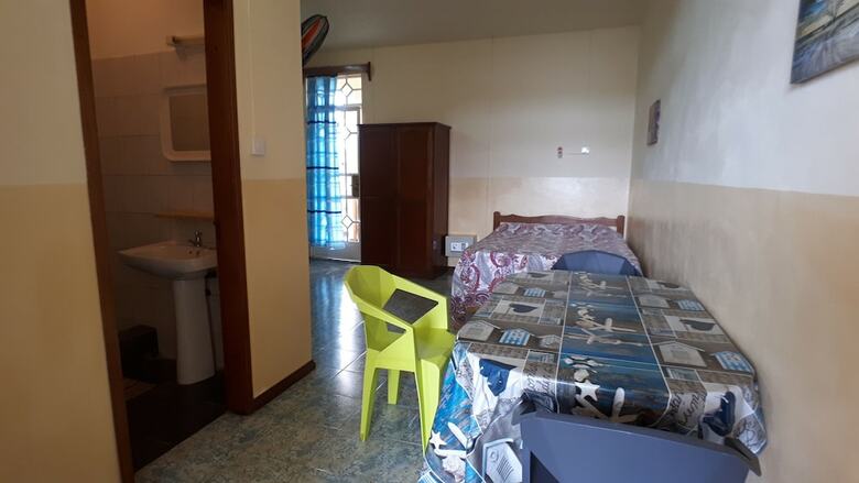 Allamanda Studios And Apartments