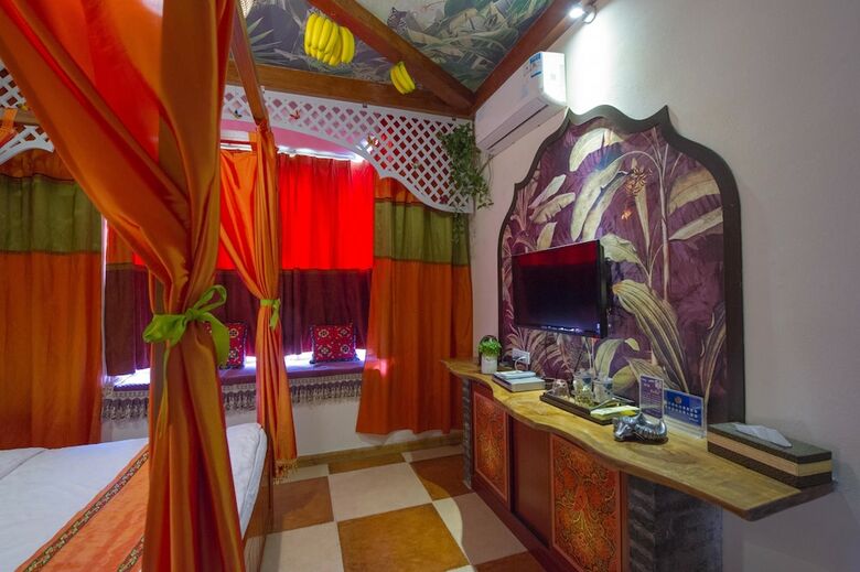 Taimei Hotel