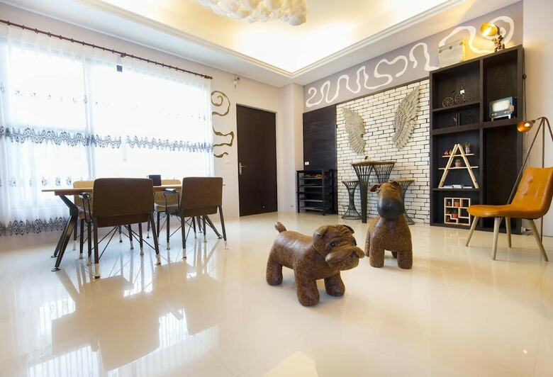 East Cube B&B