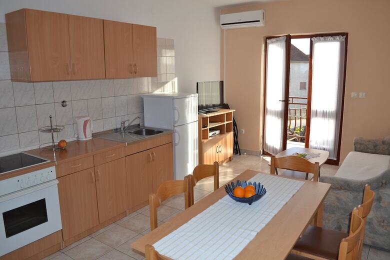 Apartments Celija