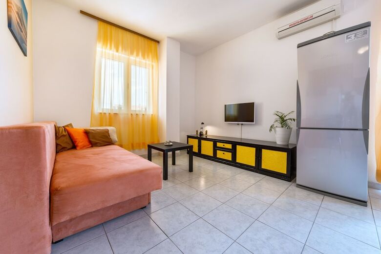 Apartments Marina