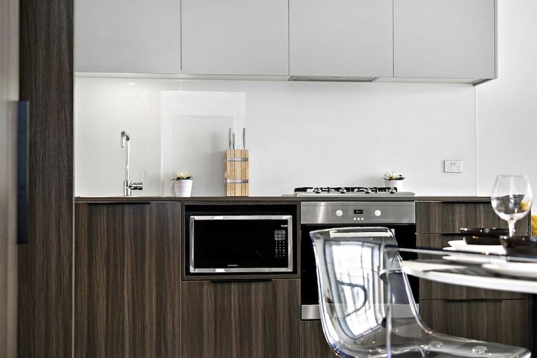 Abigail, 2bdr Docklands Apartment