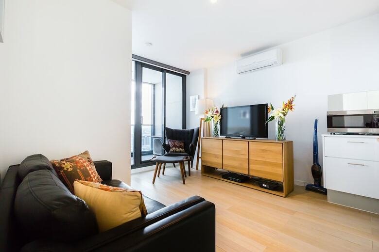 Eva, 1bdr Melbourne Apartment