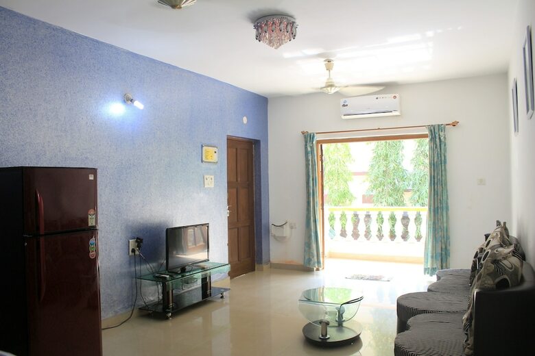 Spacious Fully AC Apartment - Cm040