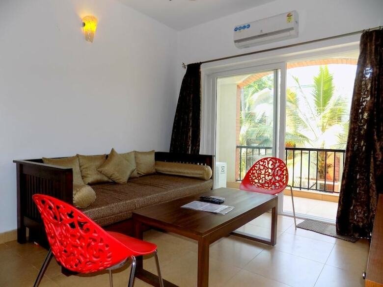 Modern Apartment Near Club Cabana- Cm035