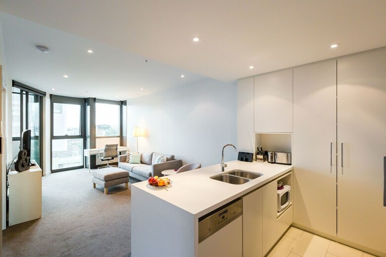 Mila, 1bdr Cremorne Apartment