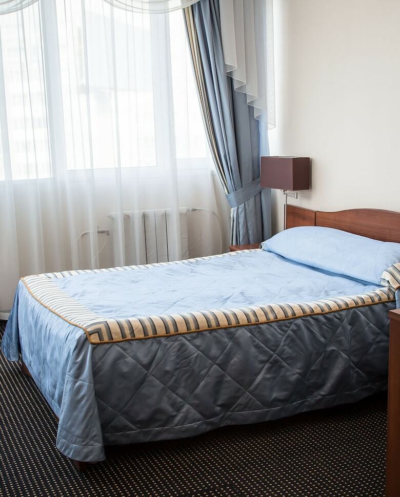 Guru Hotel