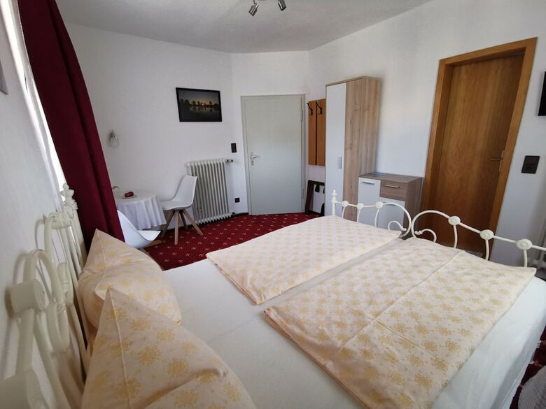 Hostal Haus Am Kurpark