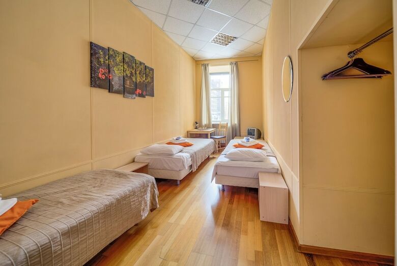 Hostal Guroo Nevsky