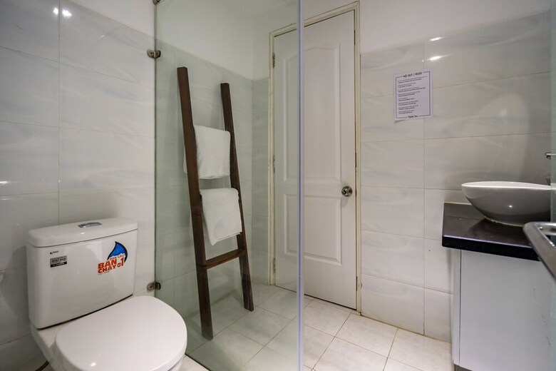 Hotel White Home