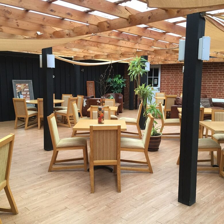 Posada Willow Barn Hotel & Restaurant