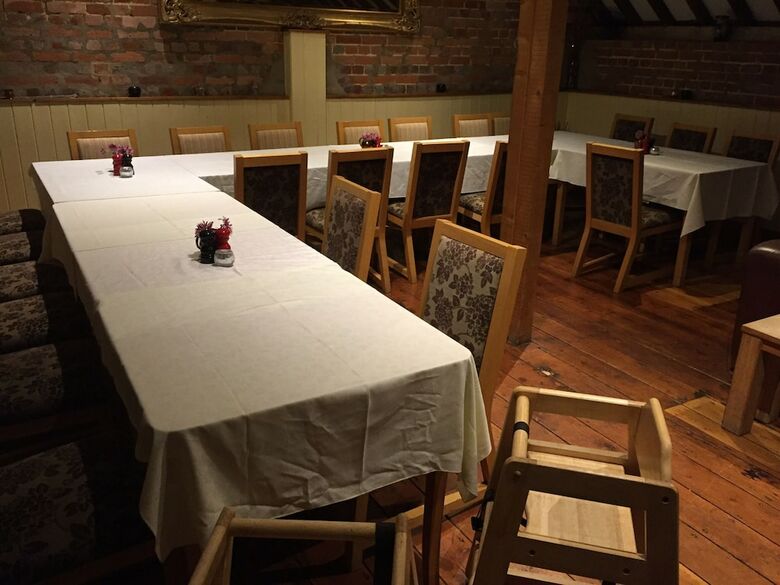 Posada Willow Barn Hotel & Restaurant