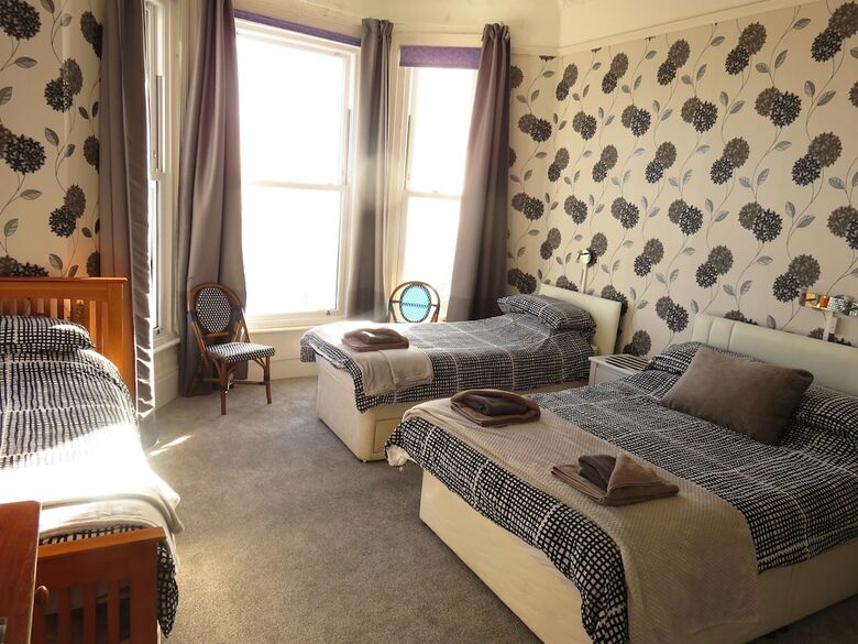 Hotel Marine View Guest House