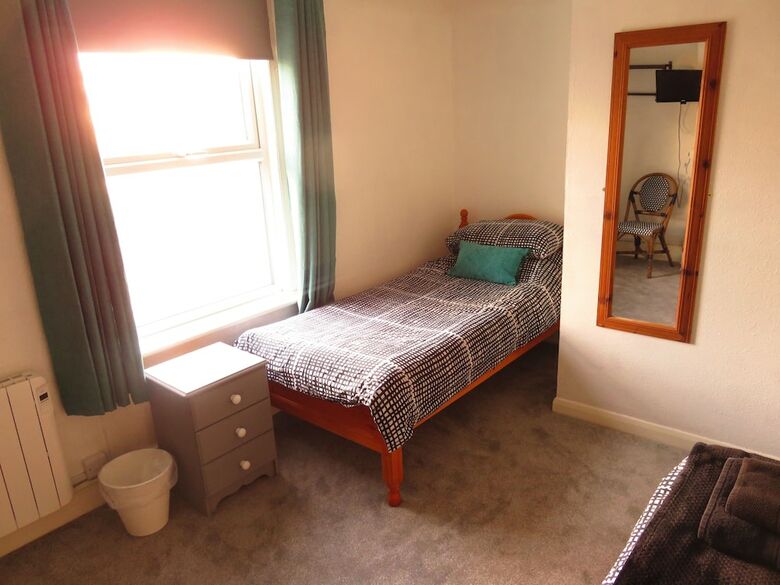 Hotel Marine View Guest House