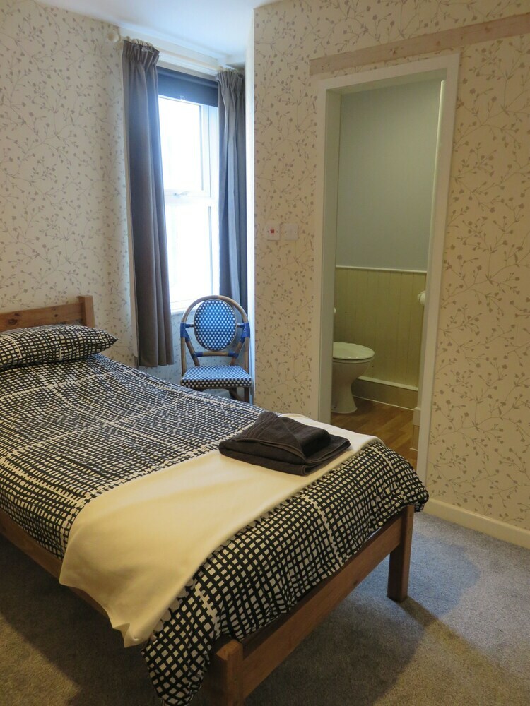 Hotel Marine View Guest House