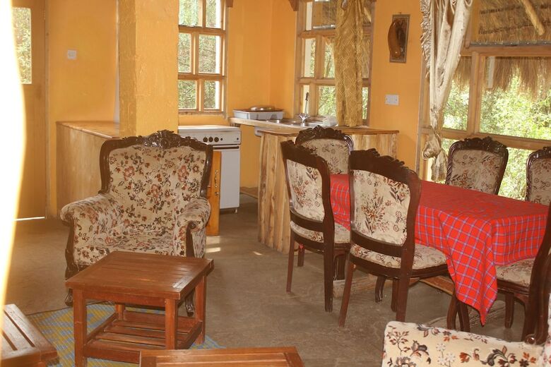 Hotel Oasis Eco Camp