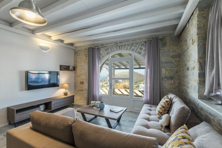 Paros Nereids Villas