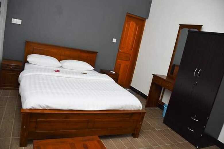 Hotel Equator Homestay