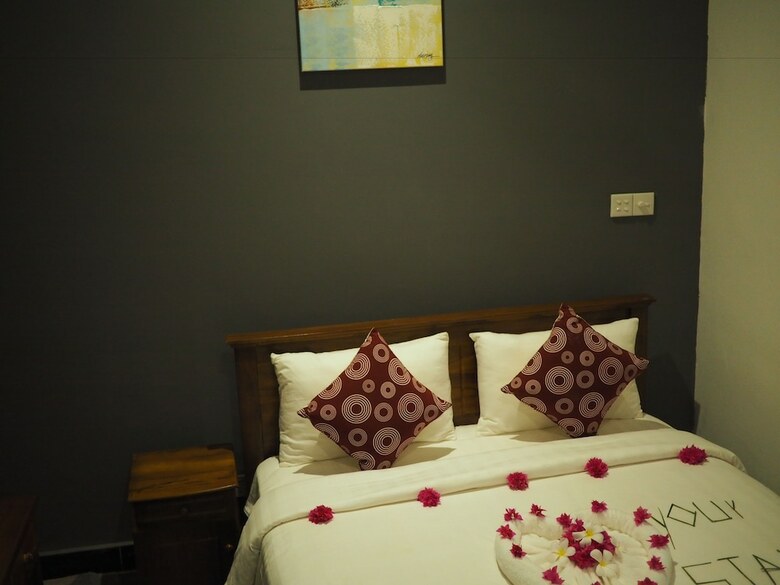 Hotel Equator Homestay